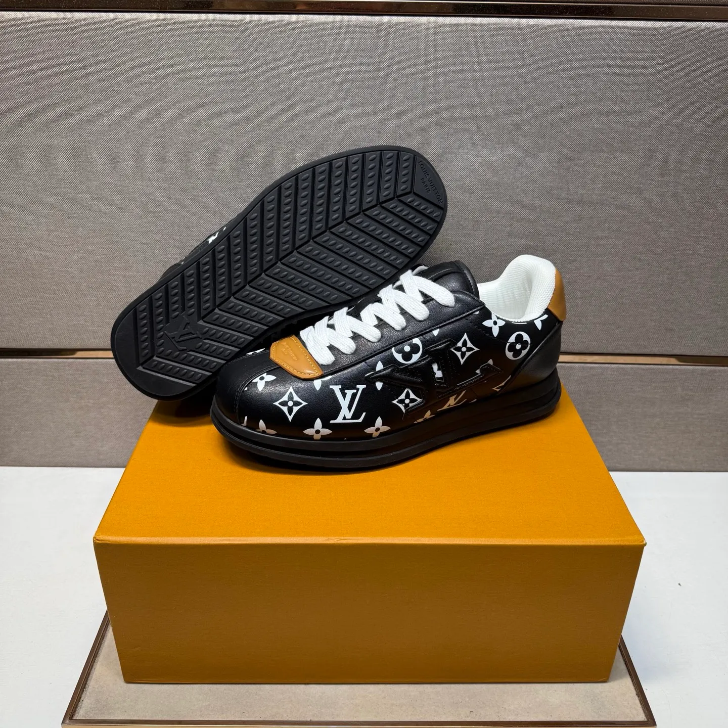 Men's men's shoes 💰pp560 [LV～] Men's casual shoes 2025z cabinet sales simultaneously 🔶Size: 38-44 #️⃣ 🔷5 colors🔜The upper is made of multi-material splicing➕Mesh lining, comfortable and breathable, sole: original comfortable and wear-resistant outsole, ⚠️real thing📱photographed🎬real thing is better📢📢📢